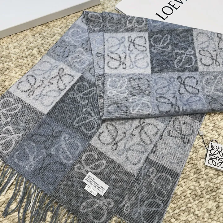 スーパーコピー ロエベ マフラー