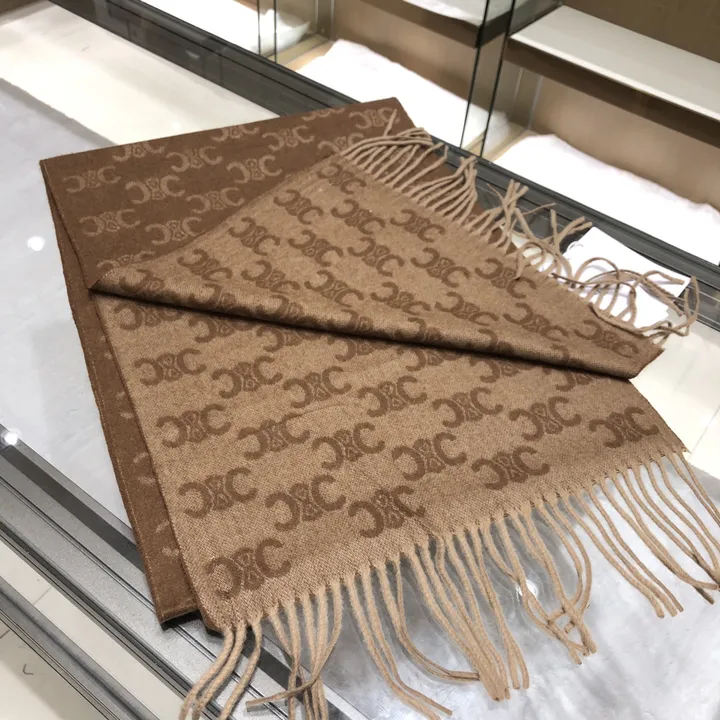 スーパーコピー セリーヌ マフラー