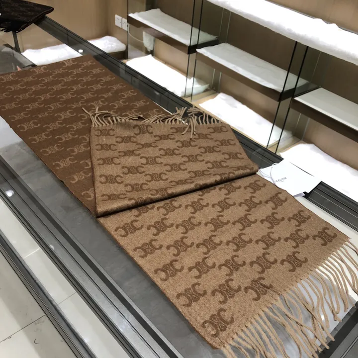 スーパーコピー セリーヌ マフラー