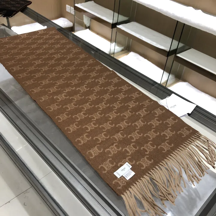 スーパーコピー セリーヌ マフラー