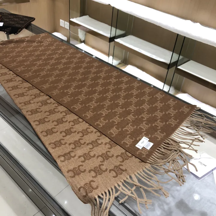 スーパーコピー セリーヌ マフラー