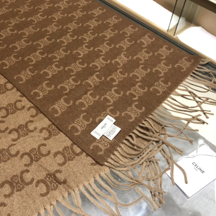 スーパーコピー セリーヌ マフラー