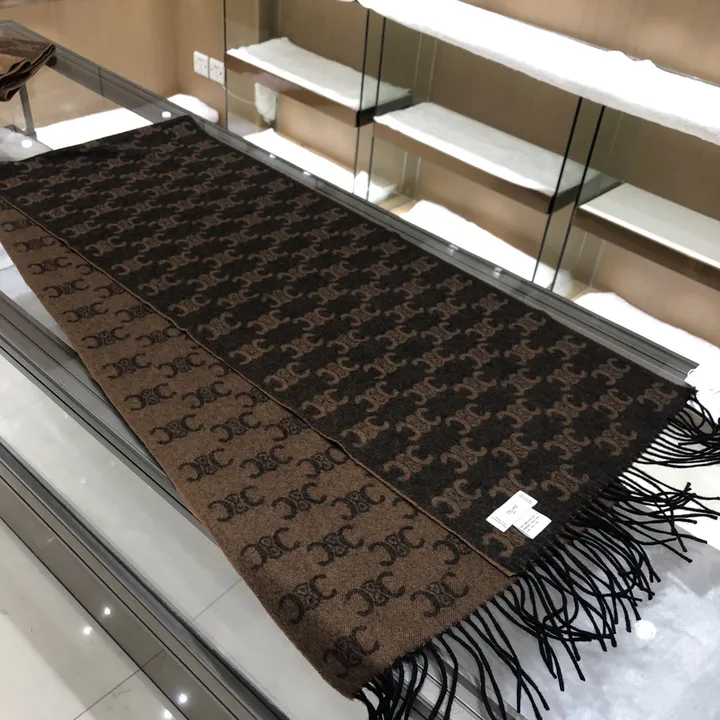 スーパーコピー セリーヌ マフラー