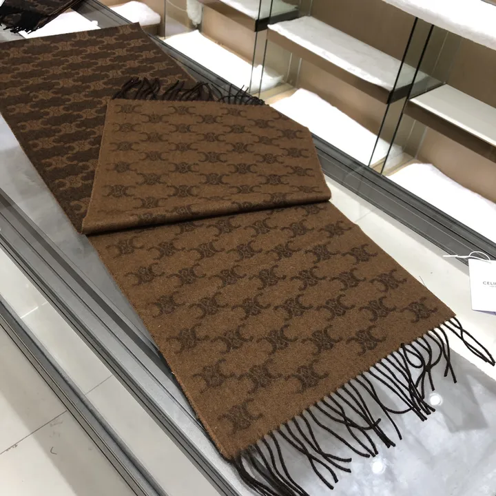 スーパーコピー セリーヌ マフラー