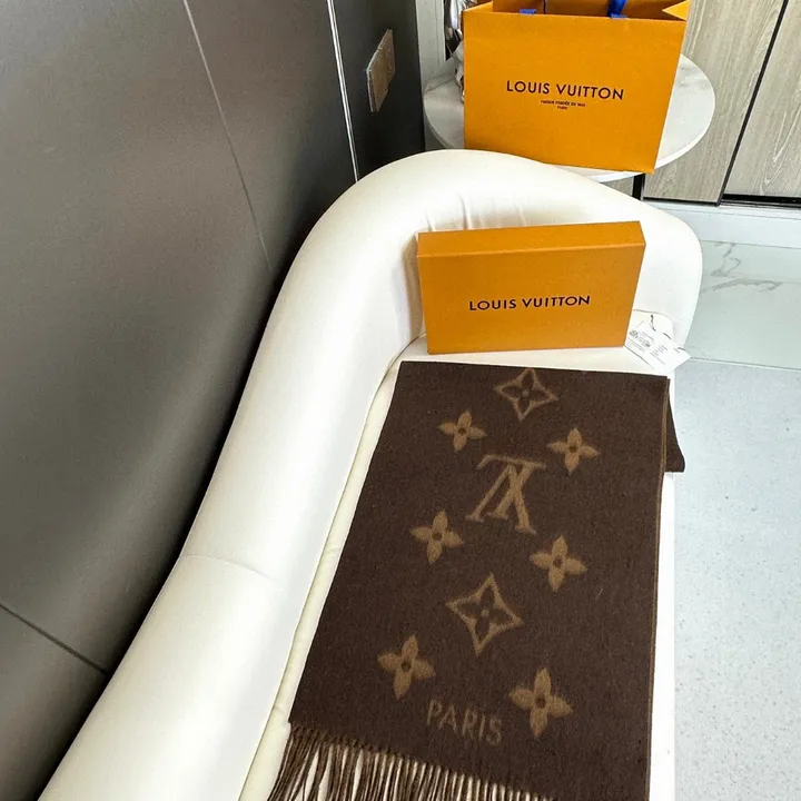 スーパーコピー ルイヴィトン マフラー