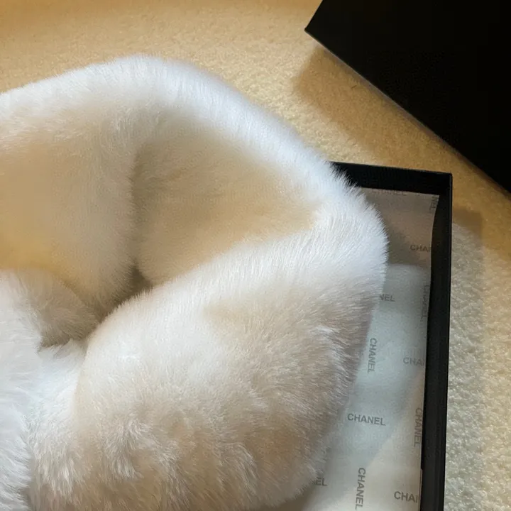 スーパーコピー バレンシアガ マフラー