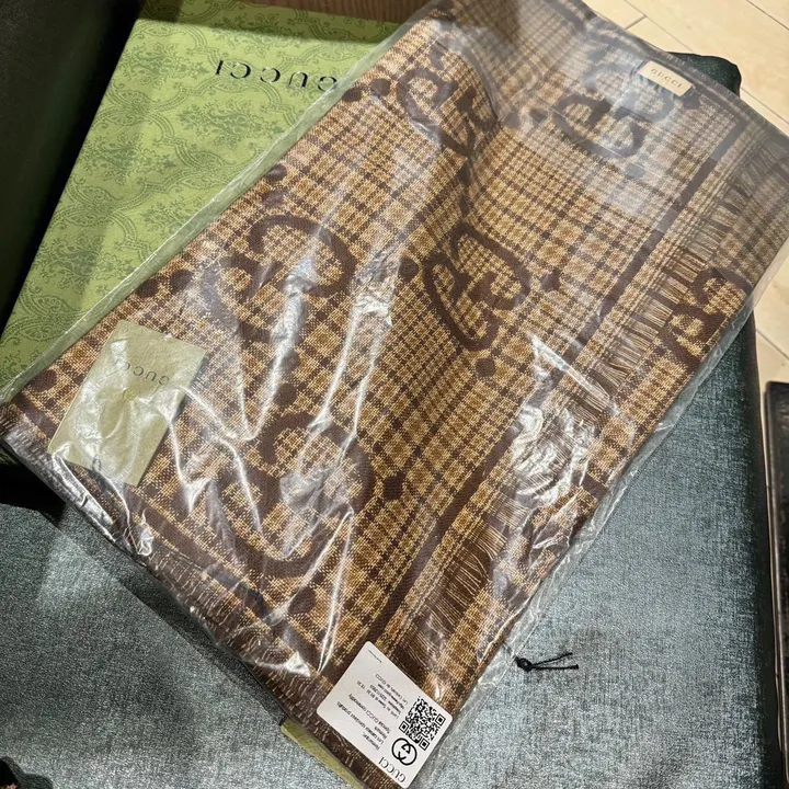 スーパーコピー グッチ マフラー