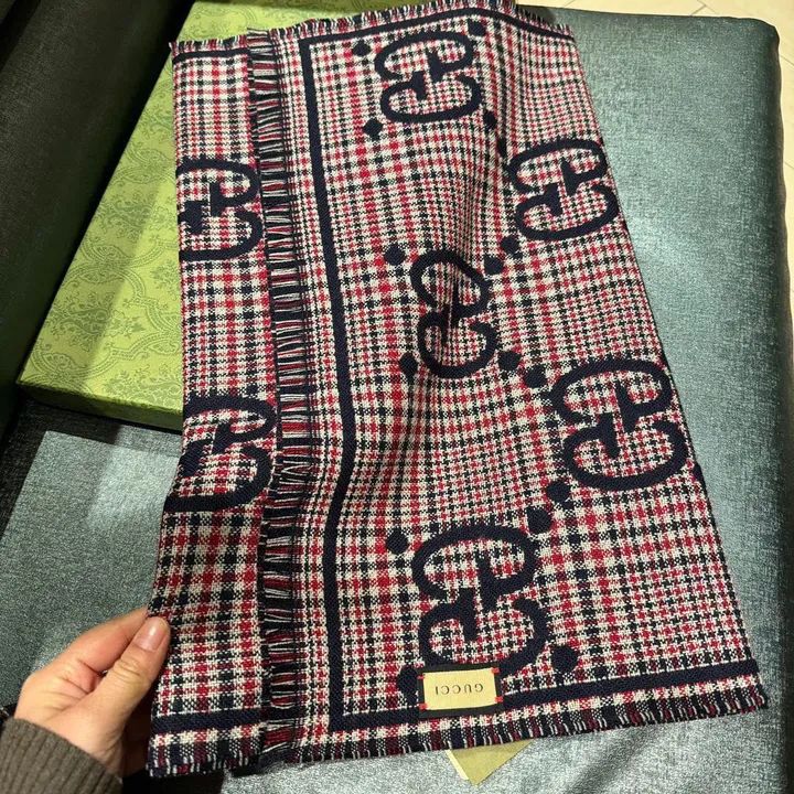 スーパーコピー グッチ マフラー