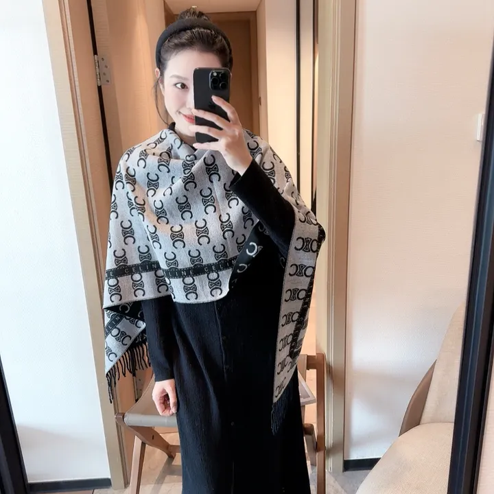 スーパーコピー セリーヌ マフラー