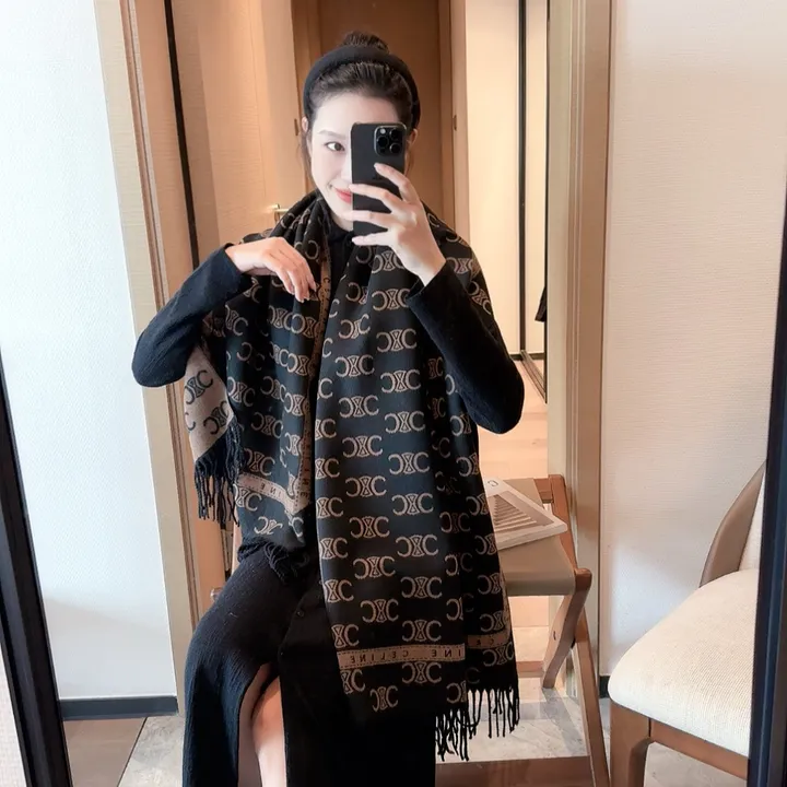 スーパーコピー セリーヌ マフラー