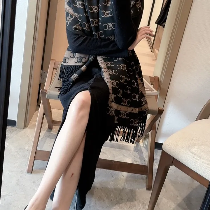 スーパーコピー セリーヌ マフラー