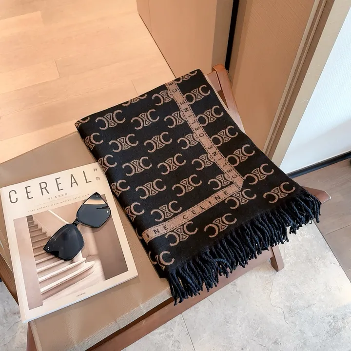 スーパーコピー セリーヌ マフラー