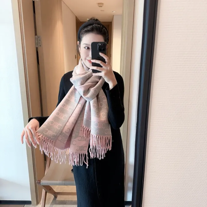 スーパーコピー セリーヌ マフラー