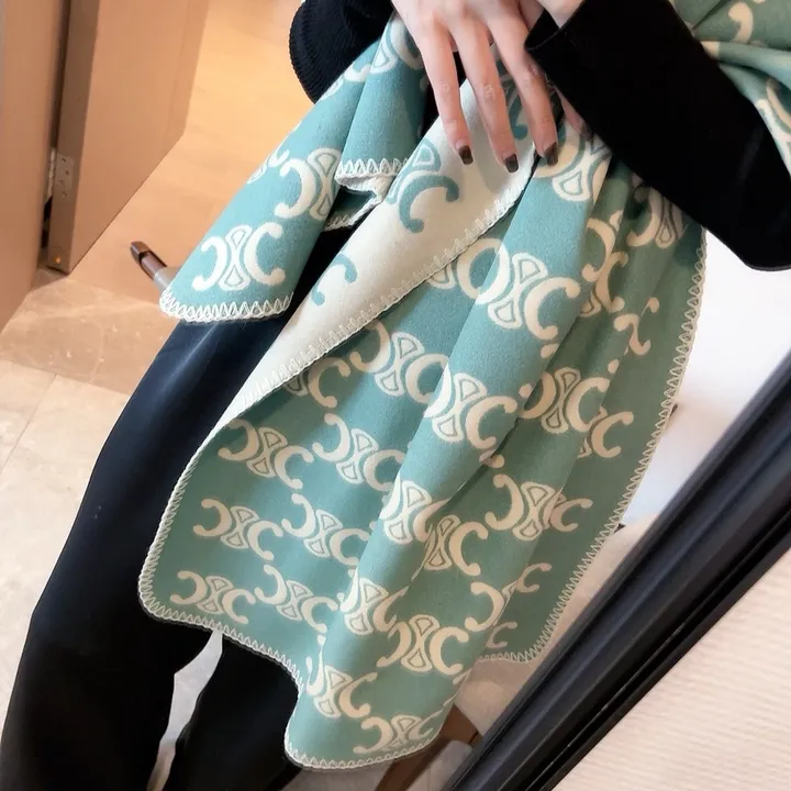 スーパーコピー セリーヌ マフラー