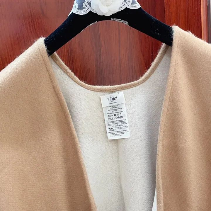 スーパーコピー フェンディ マフラー