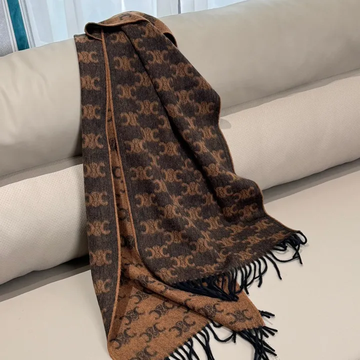 スーパーコピー セリーヌ マフラー