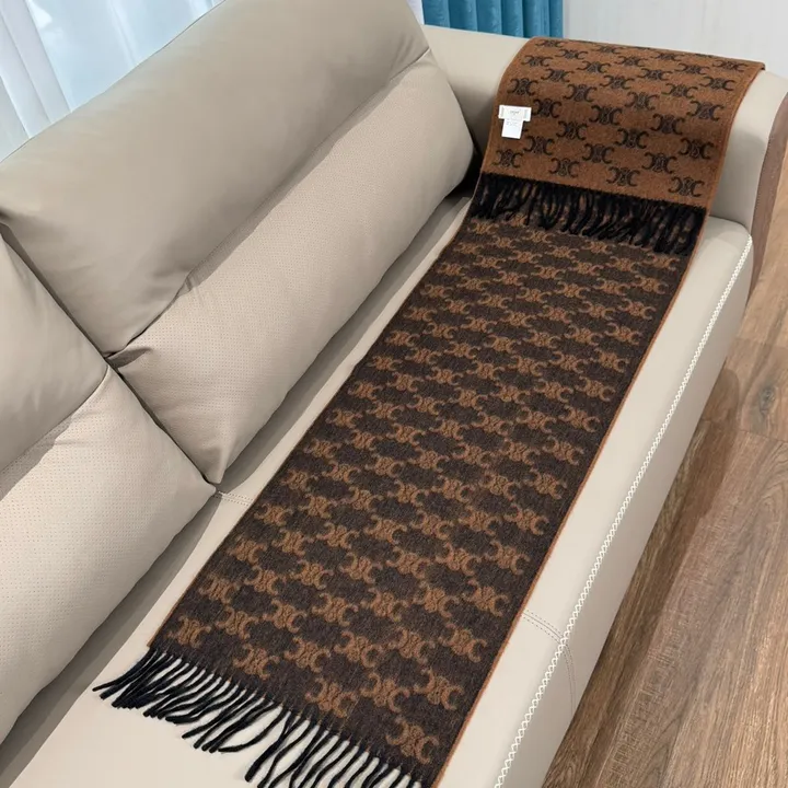 スーパーコピー セリーヌ マフラー