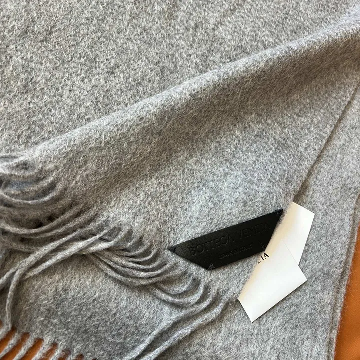 スーパーコピー フェンディ マフラー