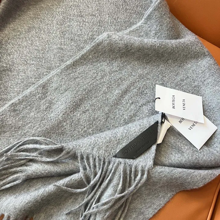 スーパーコピー フェンディ マフラー