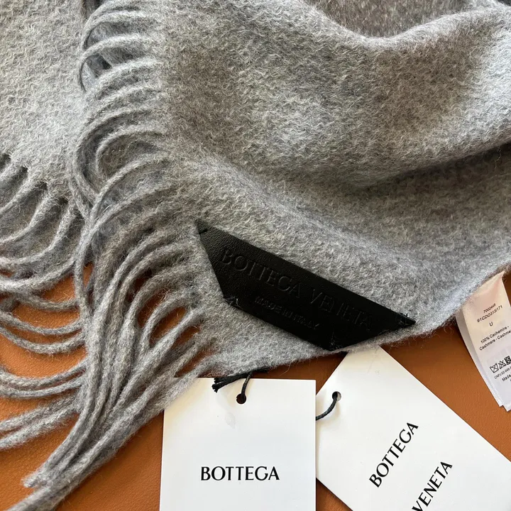 スーパーコピー フェンディ マフラー