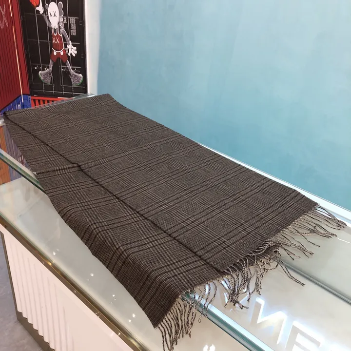 スーパーコピー セリーヌ マフラー