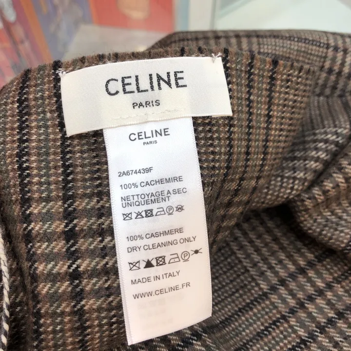 スーパーコピー セリーヌ マフラー