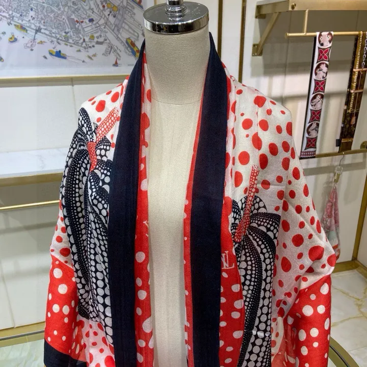 スーパーコピー セリーヌ マフラー