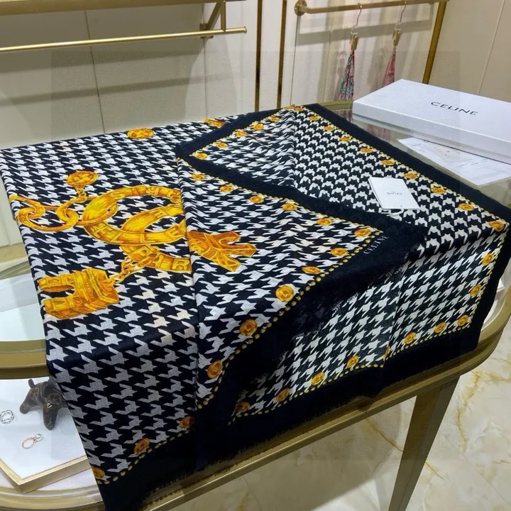 スーパーコピー セリーヌ マフラー