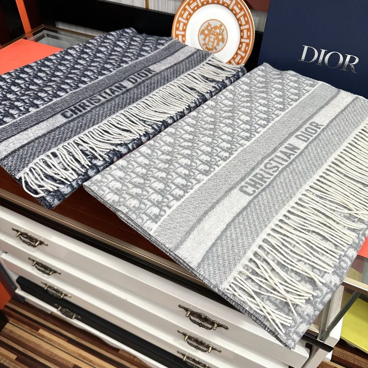 スーパーコピー ディオール マフラー