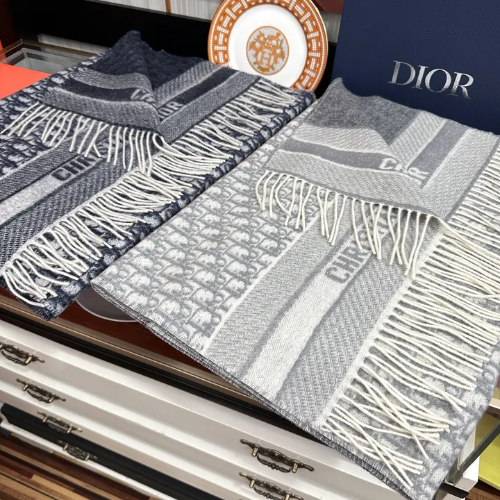 スーパーコピー ディオール マフラー