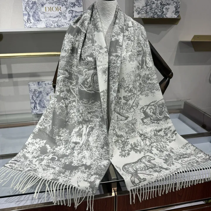 スーパーコピー ディオール マフラー