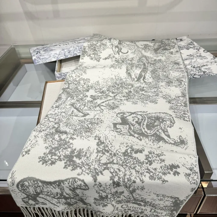 スーパーコピー ディオール マフラー