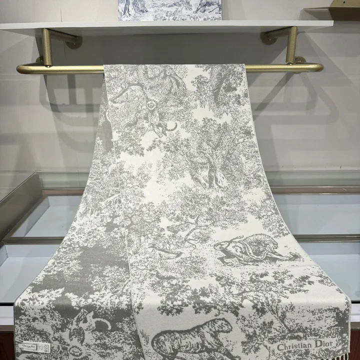 スーパーコピー ディオール マフラー