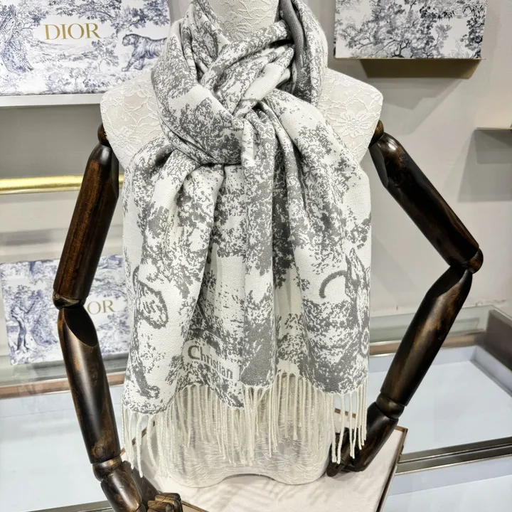 スーパーコピー ディオール マフラー