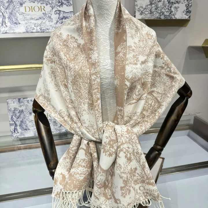 スーパーコピー ディオール マフラー