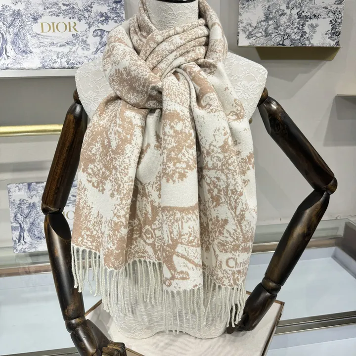 スーパーコピー ディオール マフラー