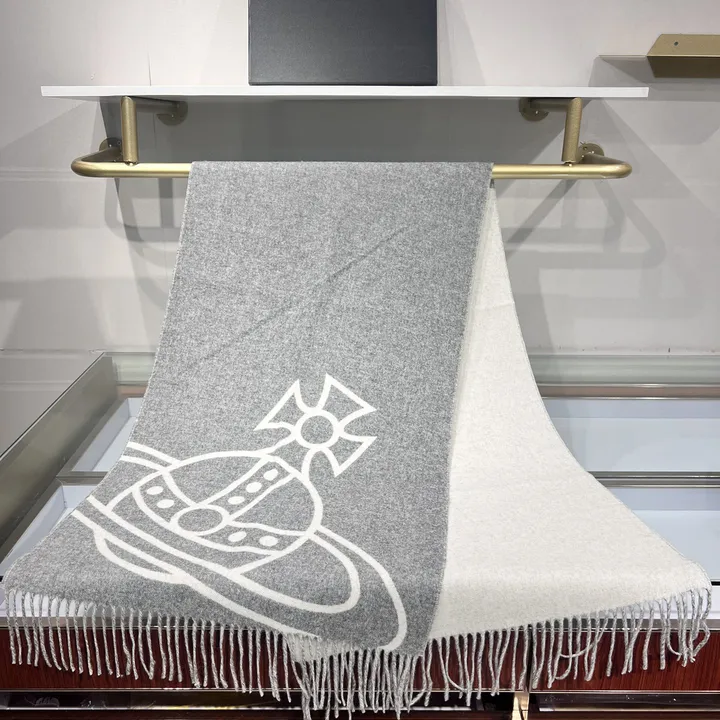 スーパーコピー ヴィヴィアン・ウエストウッド マフラー