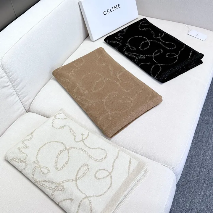 スーパーコピー セリーヌ マフラー