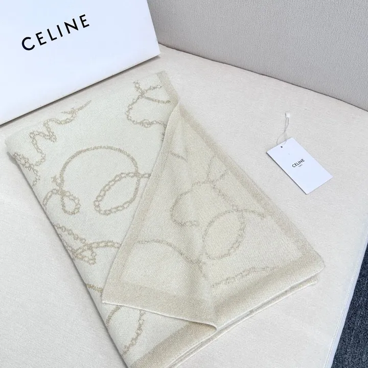 スーパーコピー セリーヌ マフラー