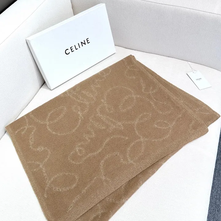 スーパーコピー セリーヌ マフラー