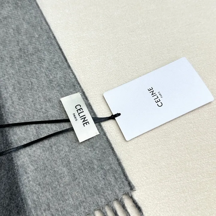 スーパーコピー セリーヌ マフラー