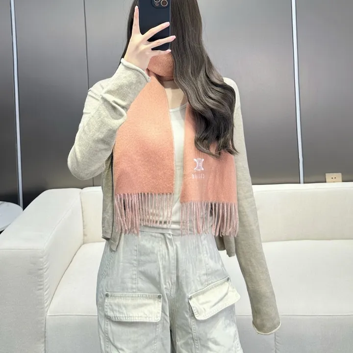 スーパーコピー セリーヌ マフラー