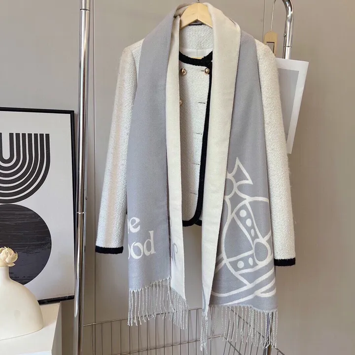 スーパーコピー ヴィヴィアン・ウエストウッド マフラー