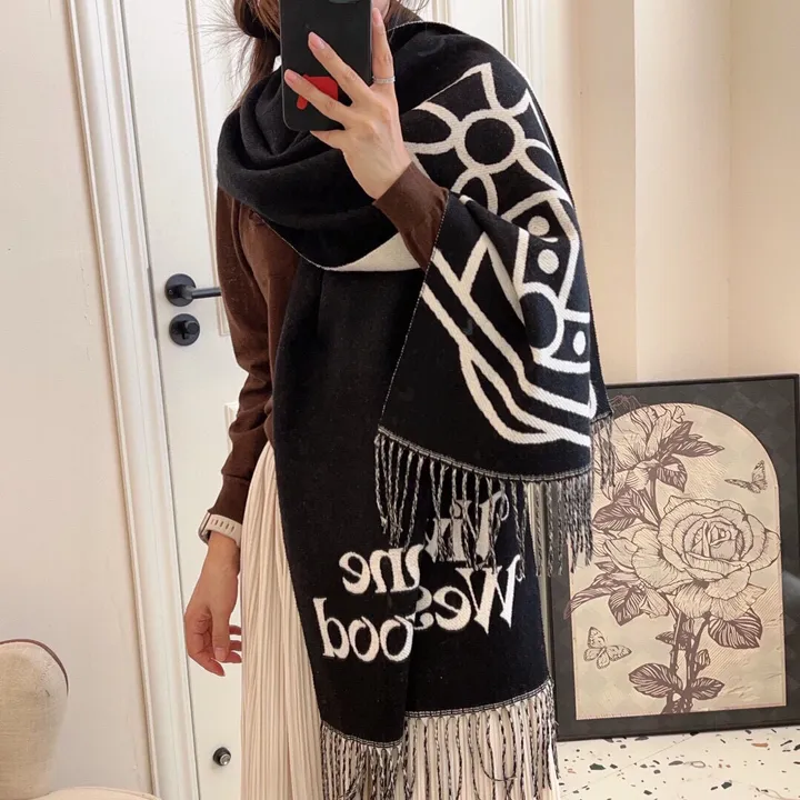 スーパーコピー ヴィヴィアン・ウエストウッド マフラー