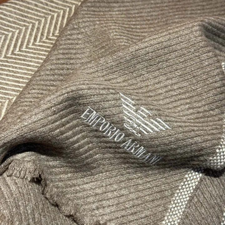 スーパーコピー フェンディ マフラー