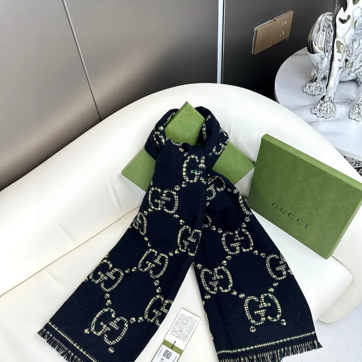 スーパーコピー グッチ マフラー