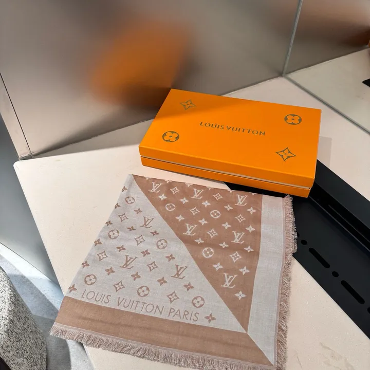 スーパーコピー ルイヴィトン マフラー