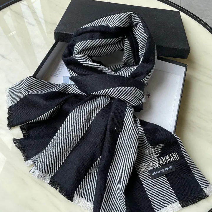 スーパーコピー フェンディ マフラー