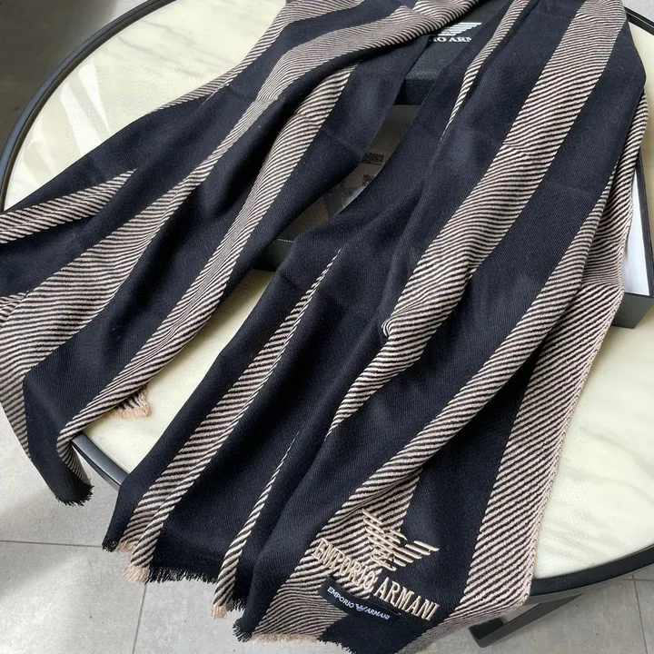 スーパーコピー フェンディ マフラー