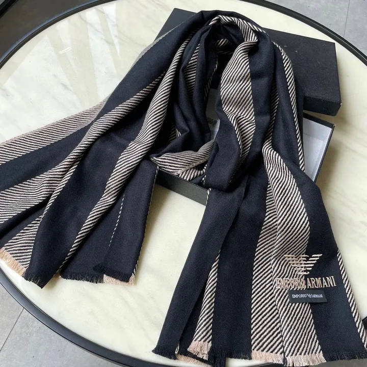 スーパーコピー フェンディ マフラー